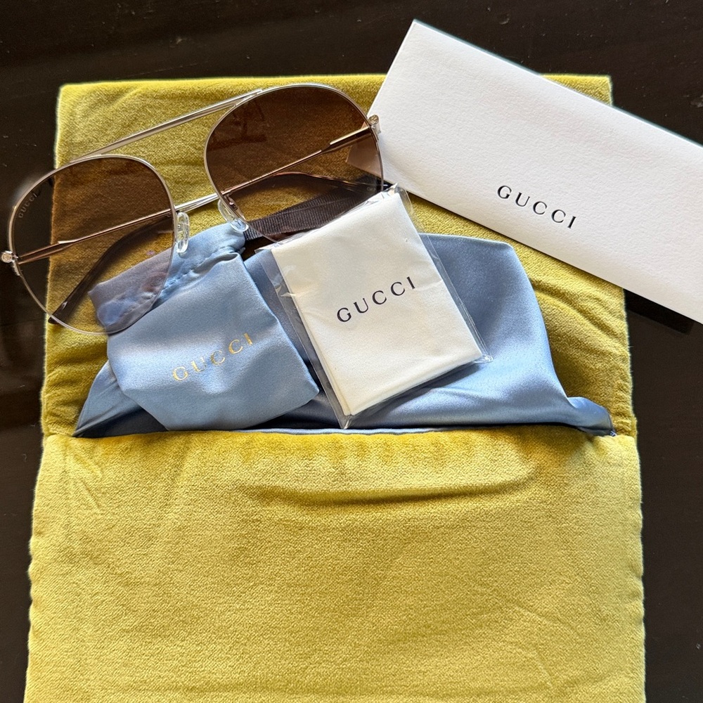 Gucci unisex silver Frame Brown Gradient Aviator Sunglasses